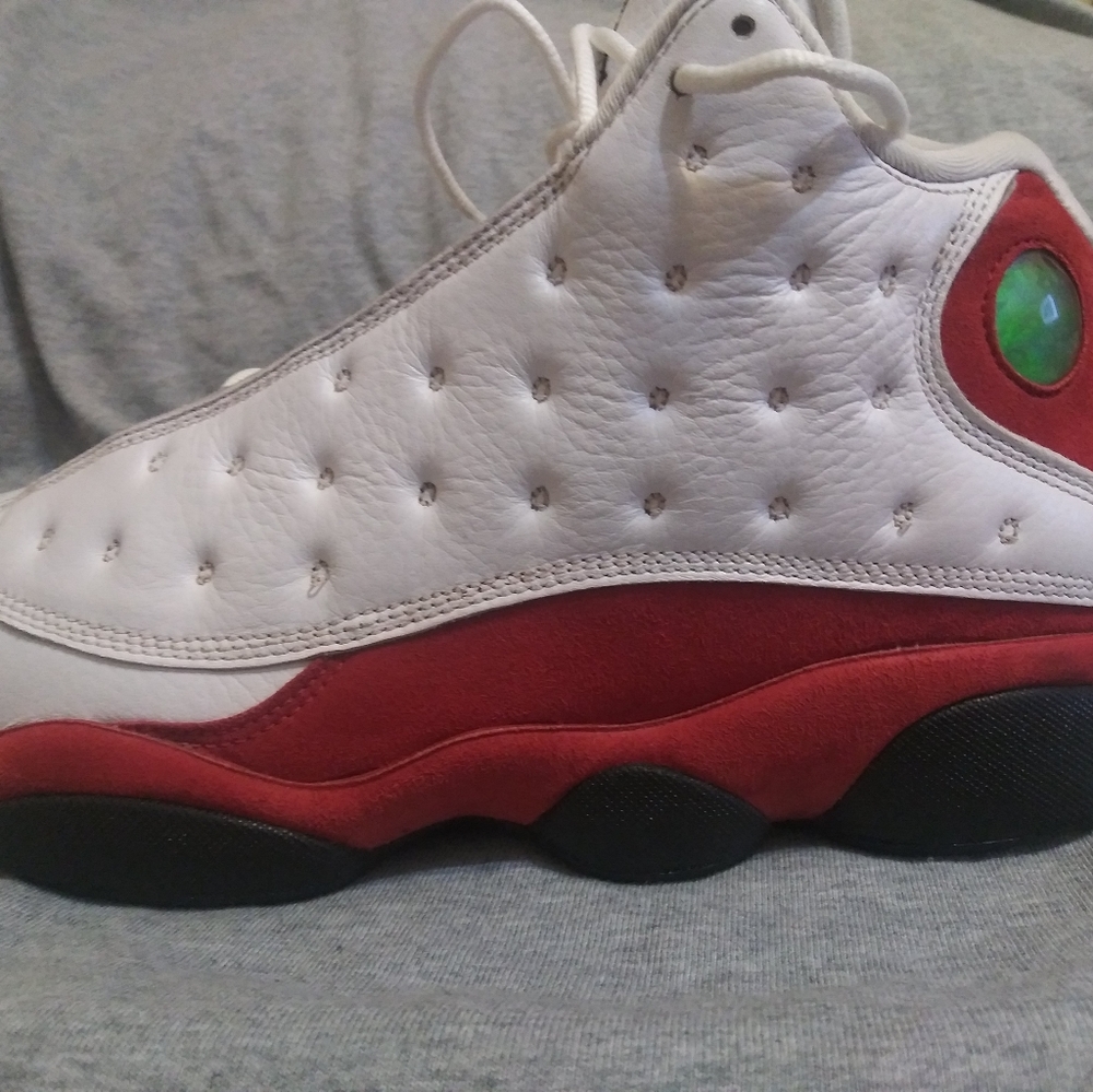 Jordan 13s - Picture 5 of 8